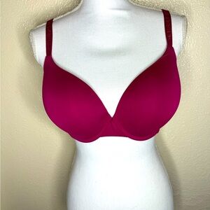 Victoria’s Secret bra